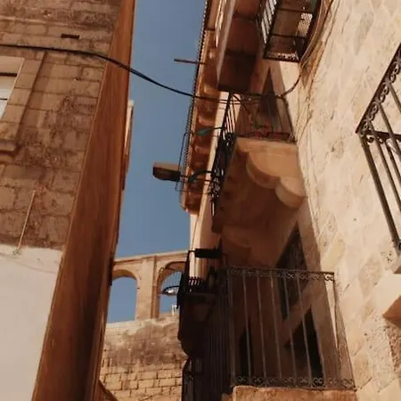 Daire Barrakka Gardens By Vallettastay *